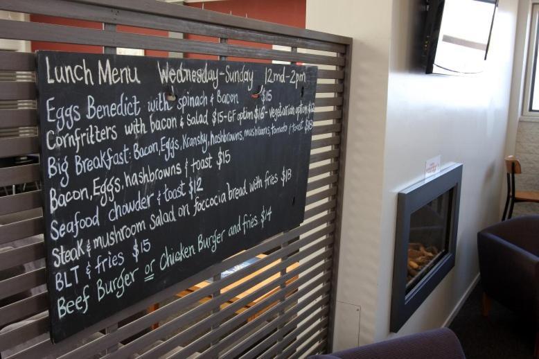Kaponga Hotel Eksteriør bilde